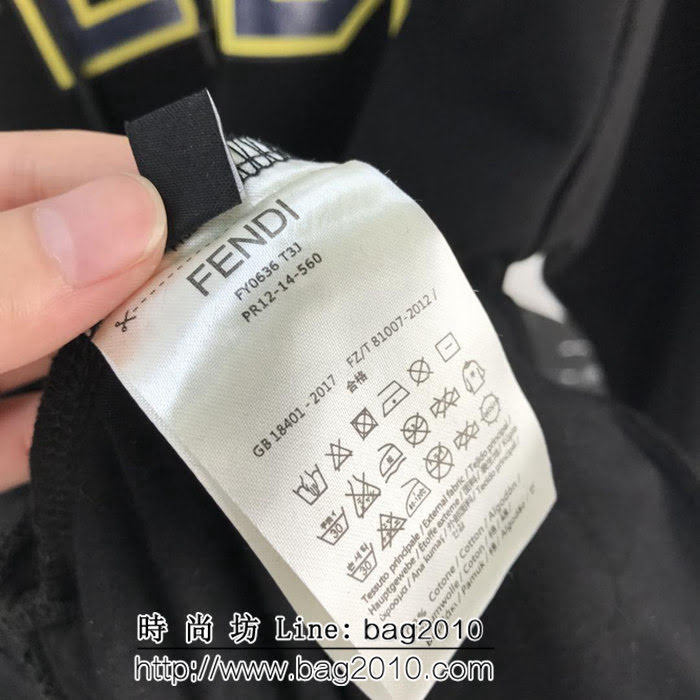 FENDI芬迪 18FW秋冬官網新款 黑色帽衫 純棉薄款 黃色LOGO帽衫 情侶款 ydi1926